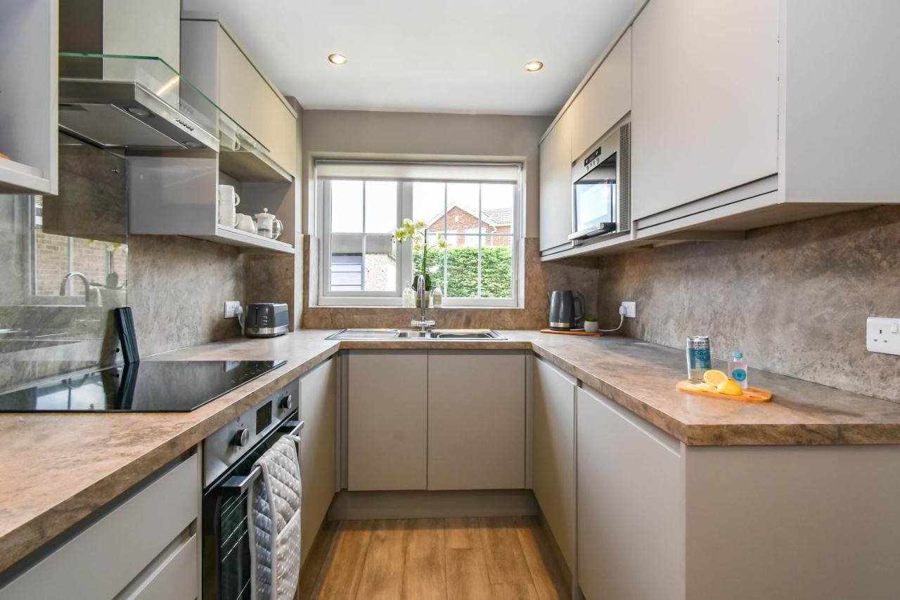 Poets Corner Villa York Bagian luar foto