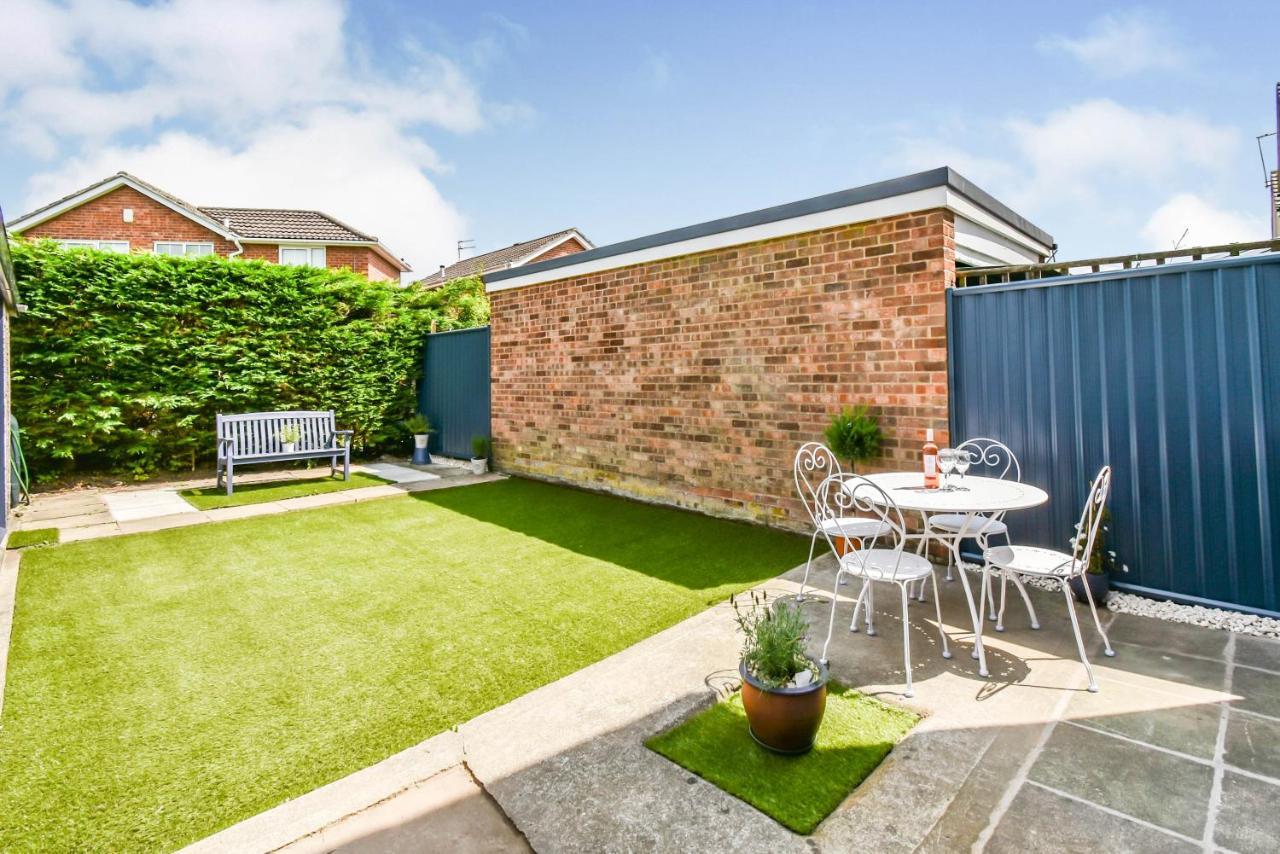 Poets Corner Villa York Bagian luar foto